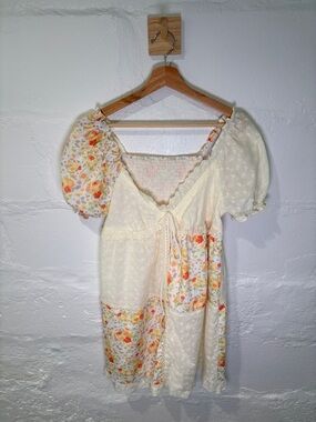 Cream Floral Puff-Sleeve Mini Dress